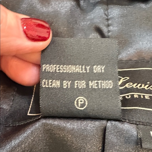 Terry Lewis Classic Luxuries Faux Fur 3/4 Sleeve Swing Coat - Medium - Picture 6 of 11